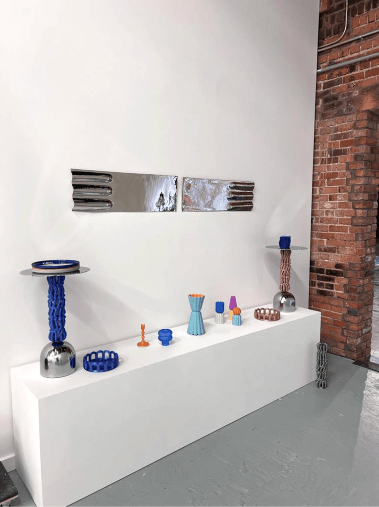 Ghost Mirror - Form&Seek