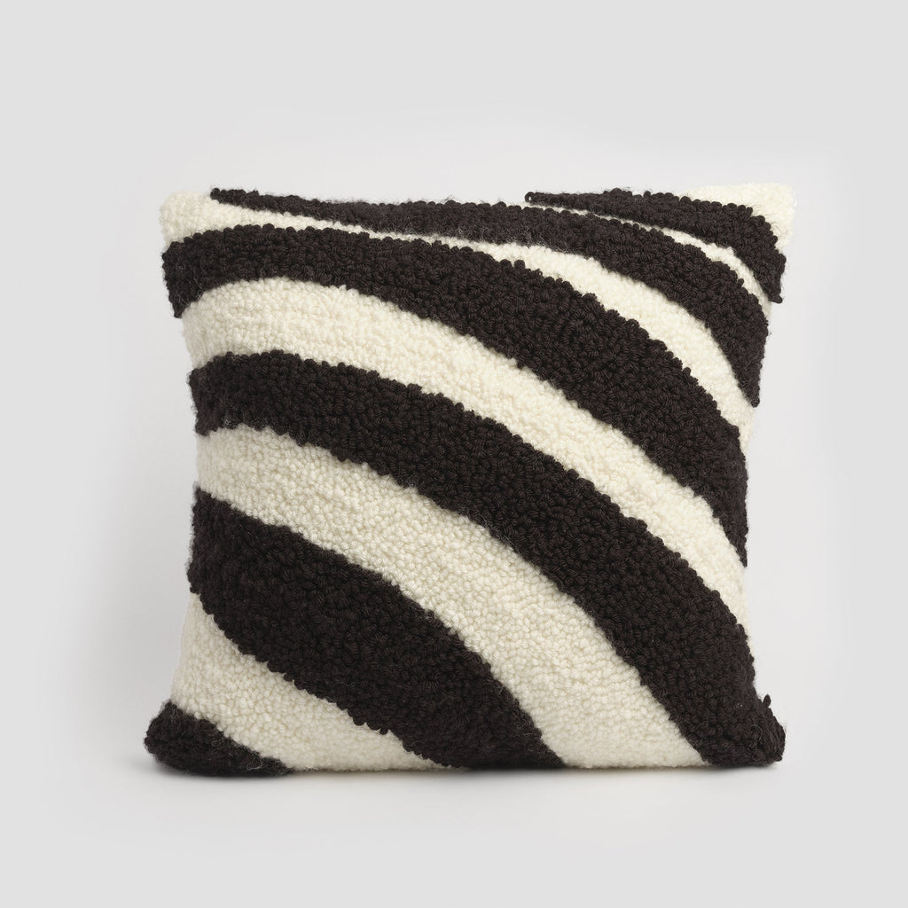 Zebra Fauna Pillow - Form&Seek